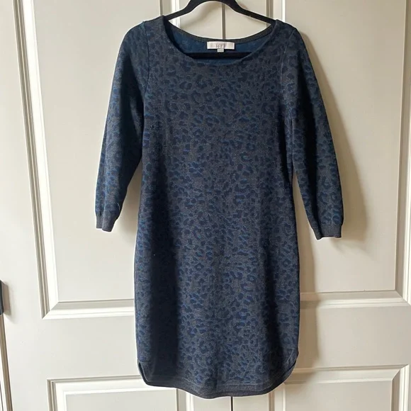 LOFT Grey and Blue Leopard print Sweater Dress - Picture 4 of 12